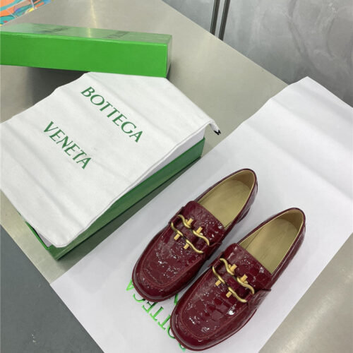 High Quality Luxury Bottega Veneta Horseshoe Buckle Loafers