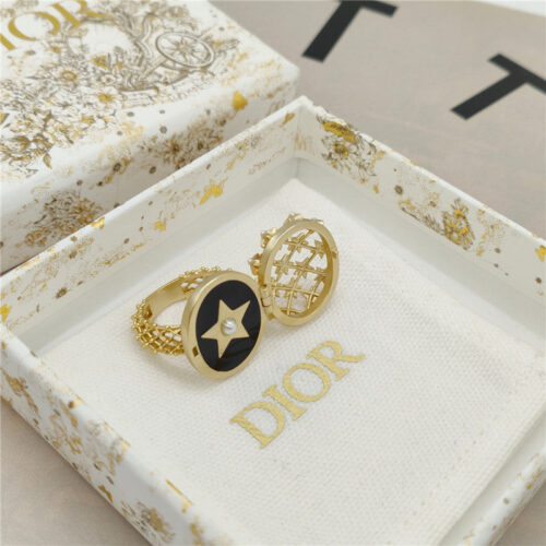 High Quality Luxury Dior Early Spring New Ring product detail