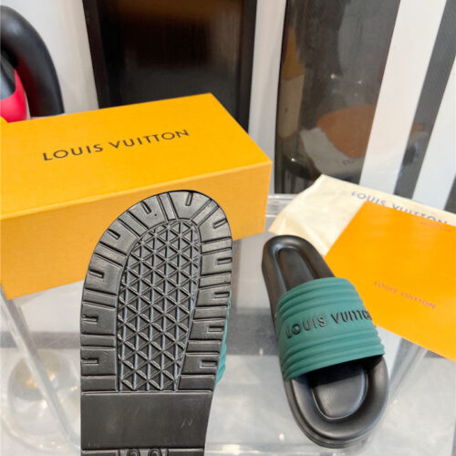 High Quality Luxury Louis Vuitton Couple Slippers – Style 19651 product detail