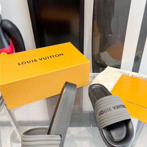 High Quality Luxury Louis Vuitton Couple Slippers product detail