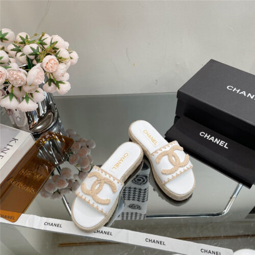 High Quality Luxury Chanel Counter Catwalk Platform Slippers – Style 15910 product detail
