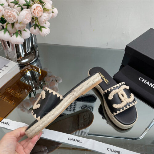 High Quality Luxury Chanel Counter Catwalk Platform Slippers product detail