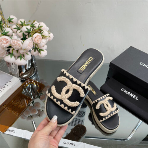 High Quality Luxury Chanel Counter Catwalk Platform Slippers alternate view