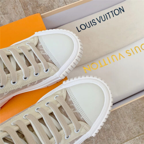High Quality Luxury Louis Vuitton New Color Squad Sneakers – Style 99651 product detail