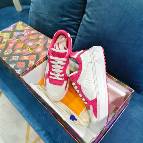 High Quality Luxury Louis Vuitton Heart Embellished Sneakers – Style 50659 product detail