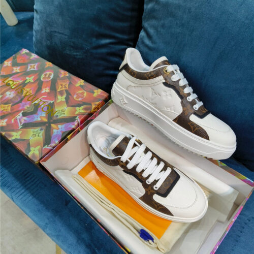High Quality Luxury Louis Vuitton Heart Embellished Sneakers – Style 16195 product detail