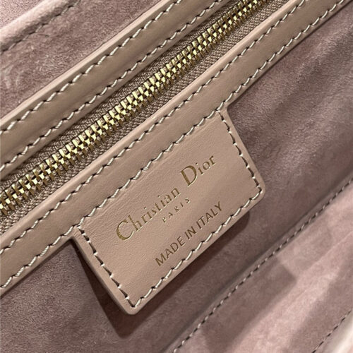 High Quality Luxury Dior 30 Montaigne Avenue Bag – Style 25156 product detail