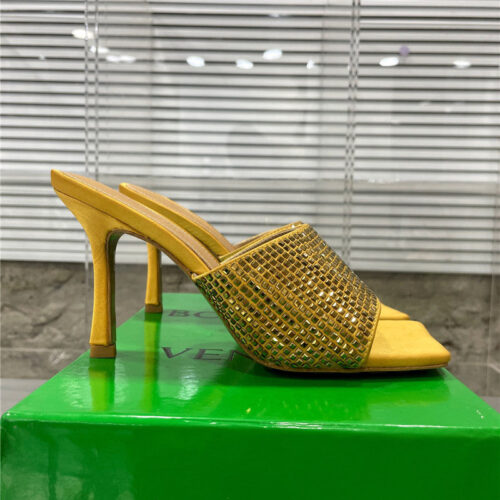 High Quality Luxury Bottega Veneta New Square Diamond Slippers – Style 28038 alternate view