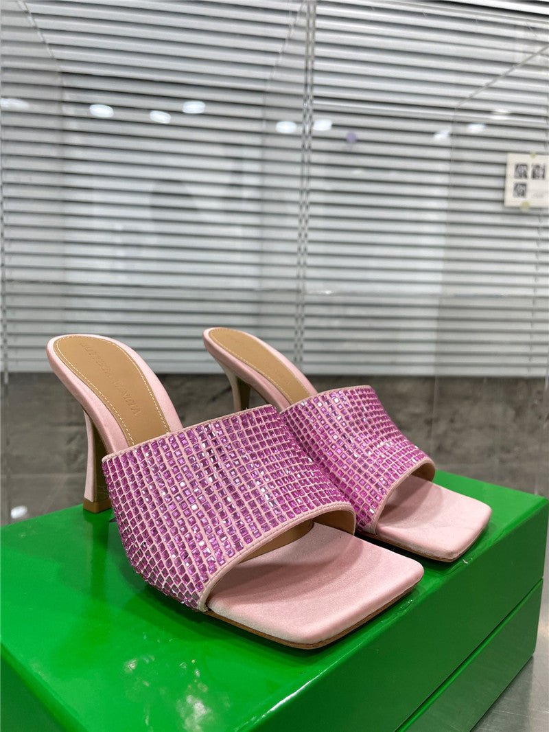 High Quality Luxury Bottega Veneta New Square Diamond Slippers – Style 64198