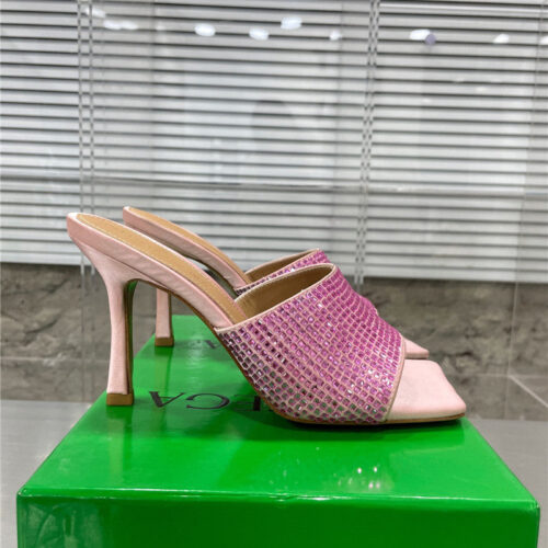 High Quality Luxury Bottega Veneta New Square Diamond Slippers – Style 64198 alternate view