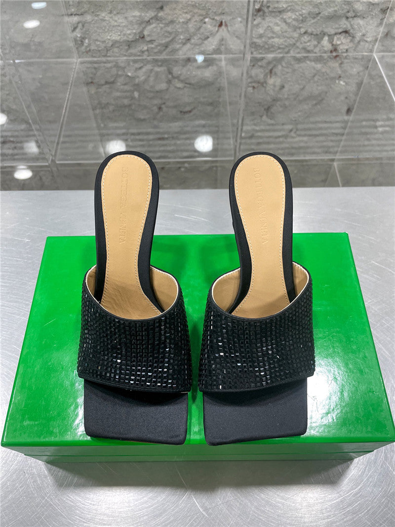 High Quality Luxury Bottega Veneta New Square Diamond Slippers – Style 93574 product detail