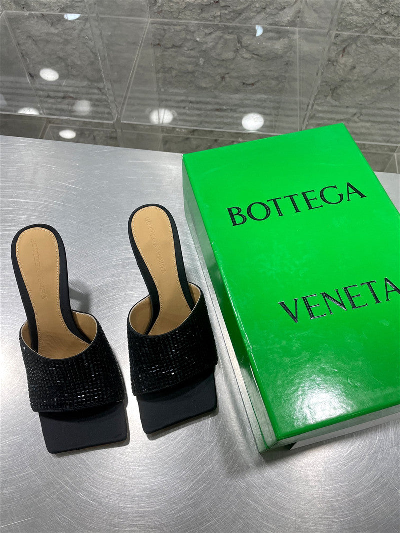 High Quality Luxury Bottega Veneta New Square Diamond Slippers – Style 93574 product detail
