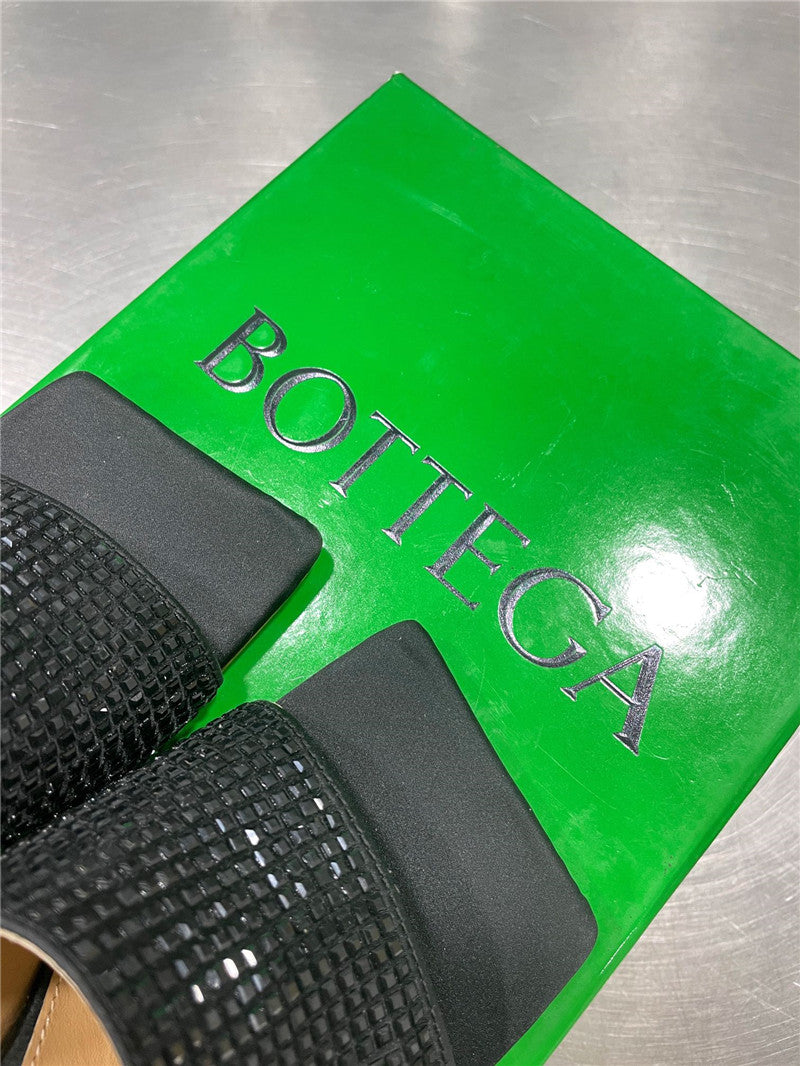 High Quality Luxury Bottega Veneta New Square Diamond Slippers – Style 93574 product detail