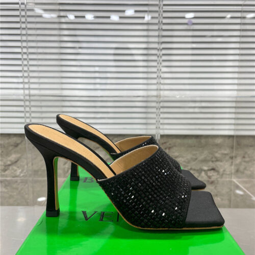 High Quality Luxury Bottega Veneta New Square Diamond Slippers – Style 93574 alternate view