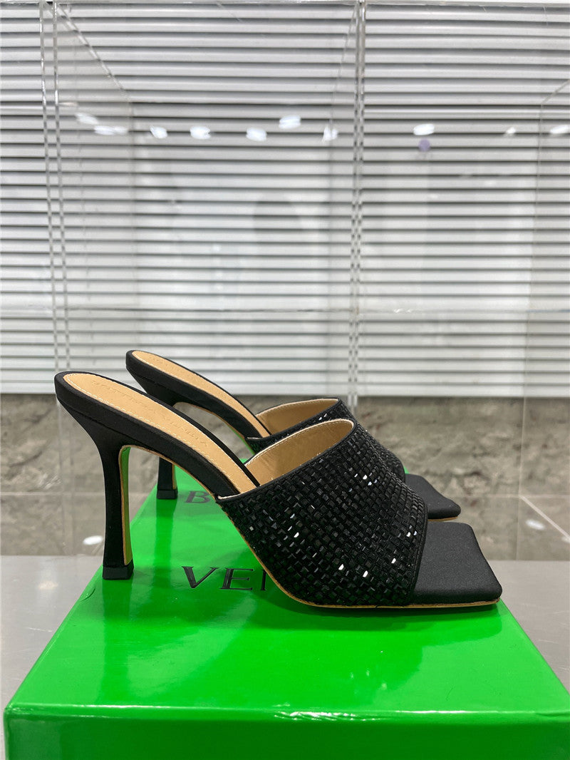 High Quality Luxury Bottega Veneta New Square Diamond Slippers – Style 93574 product detail