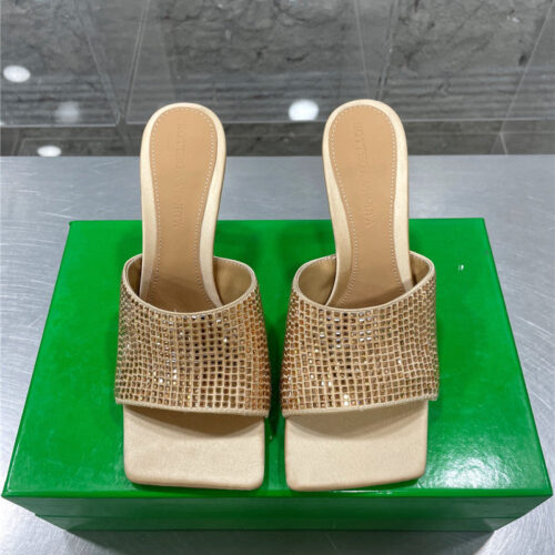High Quality Luxury Bottega Veneta New Square Diamond Slippers – Style 52326 product detail