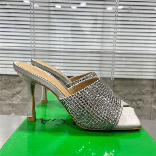 High Quality Luxury Bottega Veneta New Square Diamond Slippers – Style 14470 alternate view
