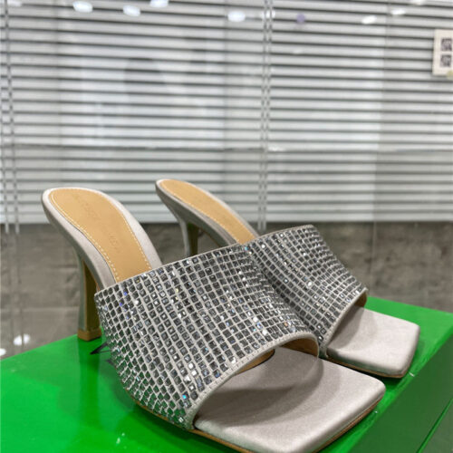 High Quality Luxury Bottega Veneta New Square Diamond Slippers – Style 14470