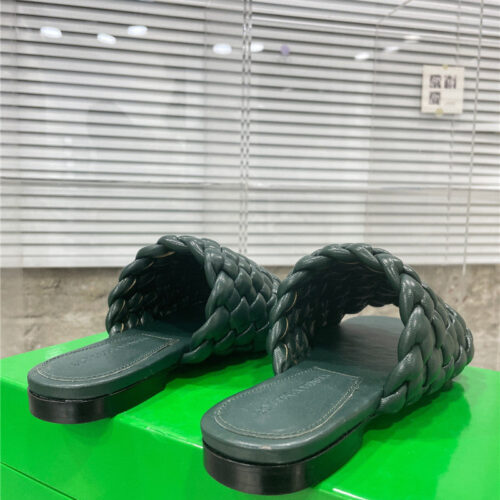 High Quality Luxury Bottega Veneta Woven Slides – Style 05862 product detail