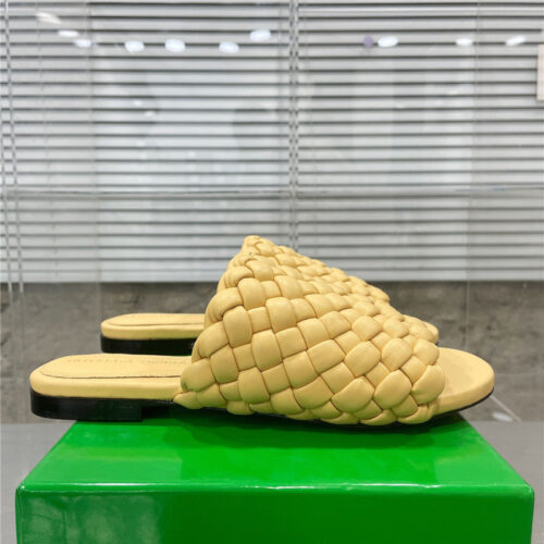 High Quality Luxury Bottega Veneta Woven Slides – Style 02470