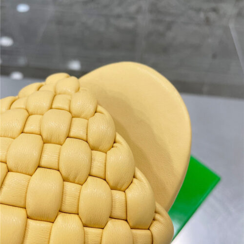 High Quality Luxury Bottega Veneta Woven Slides – Style 02470 product detail