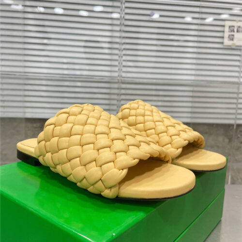 High Quality Luxury Bottega Veneta Woven Slides – Style 02470 alternate view
