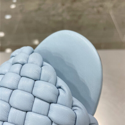 High Quality Luxury Bottega Veneta Woven Slides product detail