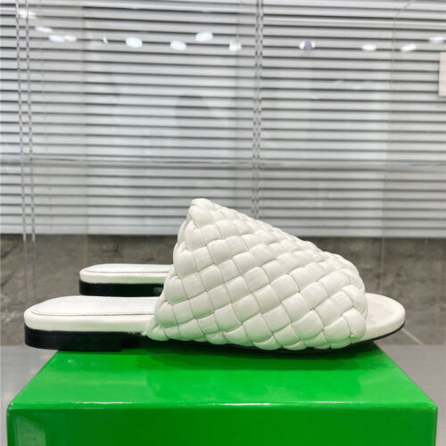 High Quality Luxury Bottega Veneta Woven Slides – Style 00774