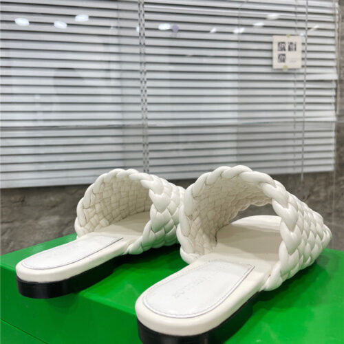High Quality Luxury Bottega Veneta Woven Slides – Style 00774 product detail