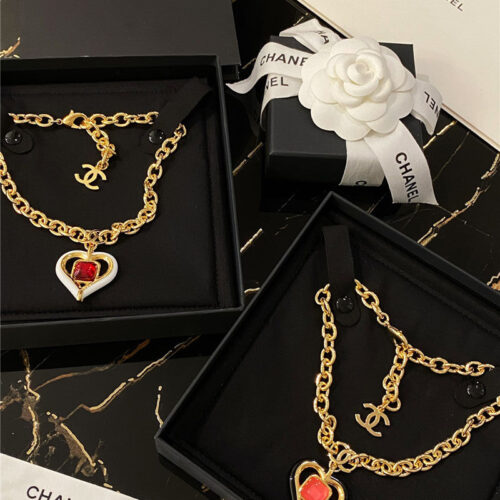 High Quality Luxury Chanel Ruby Embellished Necklace product detail