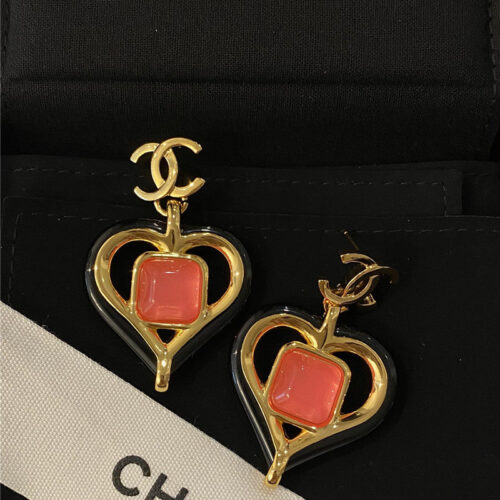 High Quality Luxury Chanel Ruby Embellished Earrings product detail