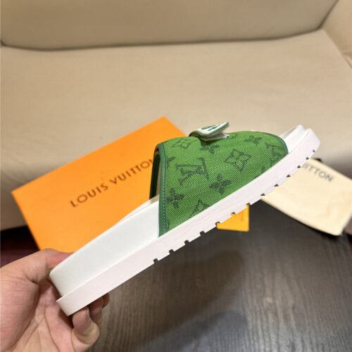 High Quality Luxury Louis Vuitton Sandals – Style 51395 product detail