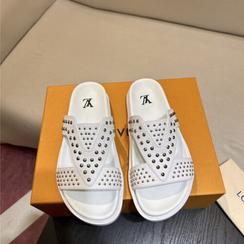 High Quality Luxury Louis Vuitton Sandals – Style 84771 product detail