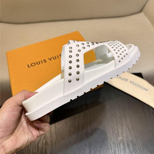 High Quality Luxury Louis Vuitton Sandals – Style 84771 product detail