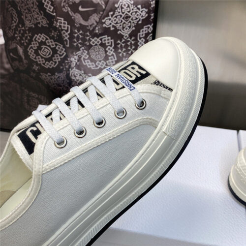 High Quality Luxury Dior Couple Style Thick Bottom Strap Low Top Casual Shoes product detail