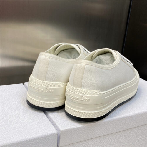 High Quality Luxury Dior Couple Style Thick Bottom Strap Low Top Casual Shoes product detail