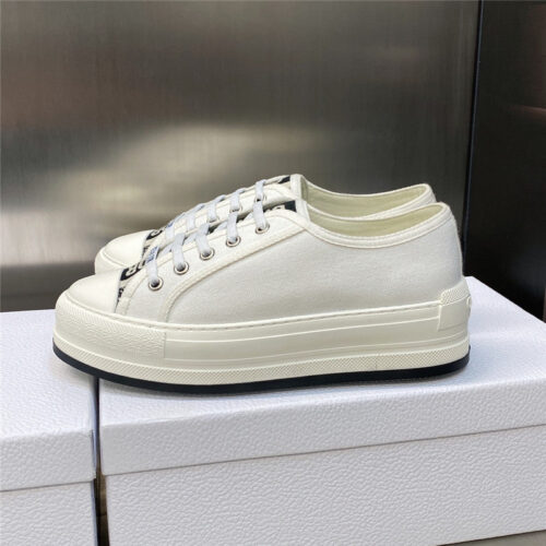 High Quality Luxury Dior Couple Style Thick Bottom Strap Low Top Casual Shoes product detail