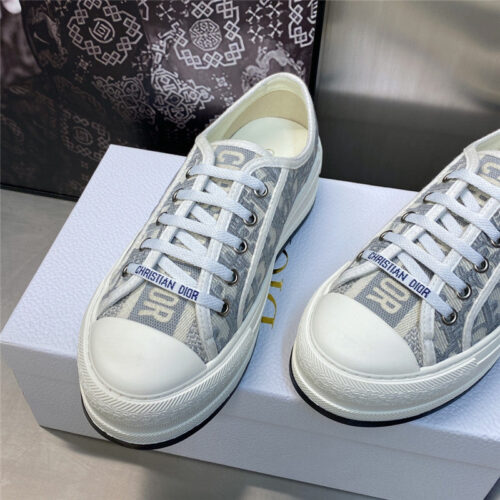 High Quality Luxury Dior Couple Style Thick Bottom Strap Low Top Casual Shoes – Style 58470 product detail
