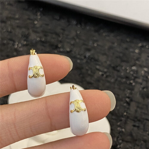 High Quality Luxury Celine American Retro Earrings