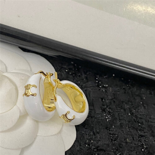 High Quality Luxury Celine American Retro Earrings product detail