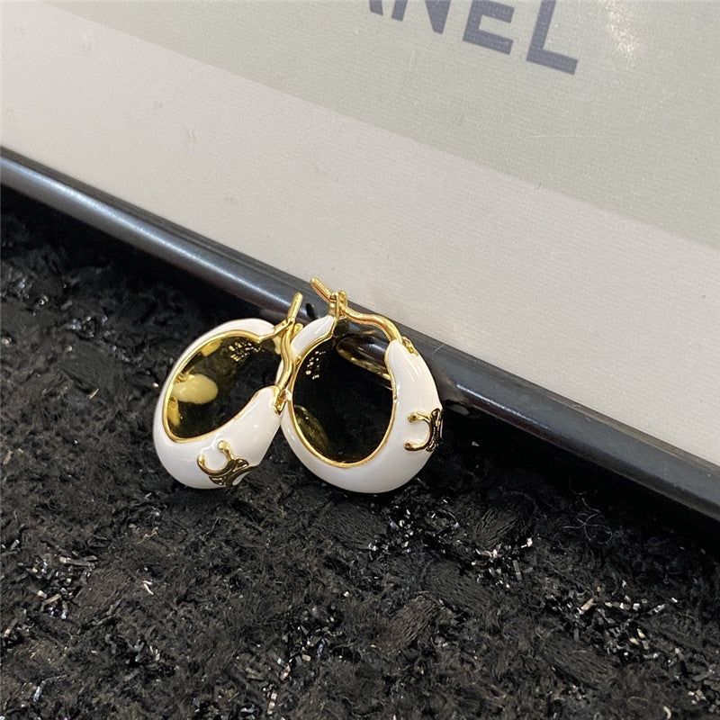High Quality Luxury Celine American Retro Earrings product detail