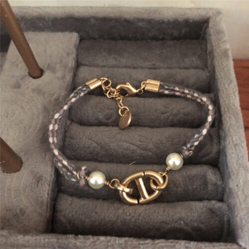 High Quality Luxury Dior New C D Logo Decoration Bracelet product detail