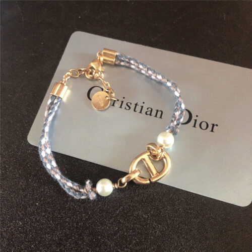 High Quality Luxury Dior New C D Logo Decoration Bracelet product detail