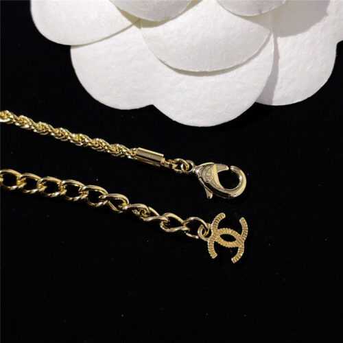 High Quality Luxury Chanel Vintage Necklace product detail