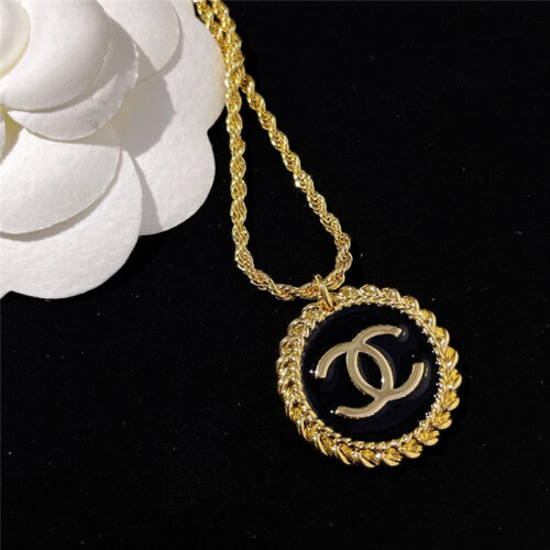 High Quality Luxury Chanel Vintage Necklace product detail