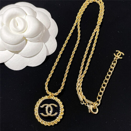 High Quality Luxury Chanel Vintage Necklace product detail