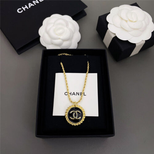 High Quality Luxury Chanel Vintage Necklace product detail