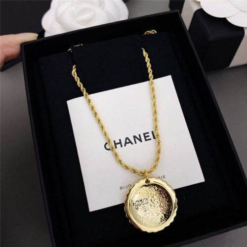High Quality Luxury Chanel Vintage Necklace product detail