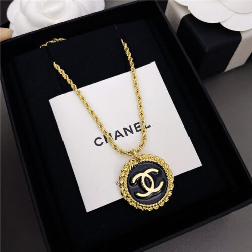 High Quality Luxury Chanel Vintage Necklace