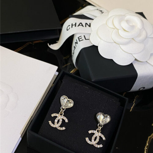 High Quality Luxury Chanel Drop Crystal Diamond Earrings product detail